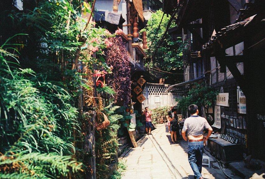 陈东升传奇打造三家行业翘楚跻身世界500强 陈奕伦掌舵千亿基金或接管泰康航母